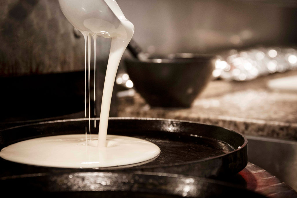 Pannenkoekencarrousel - beslag wordt ingegoten